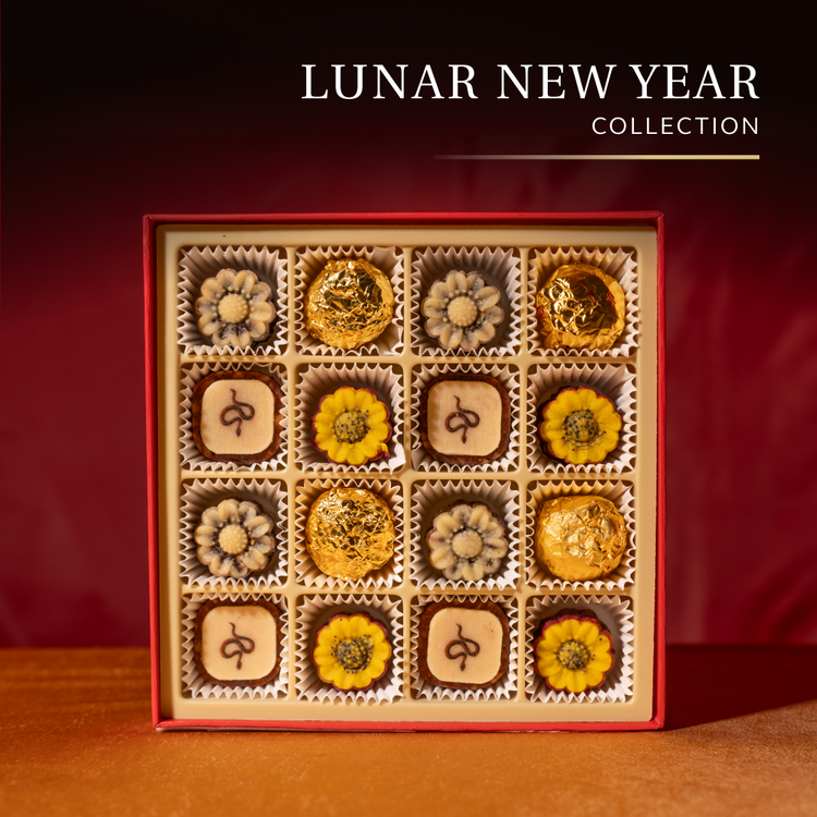 16 snacks inside a red box